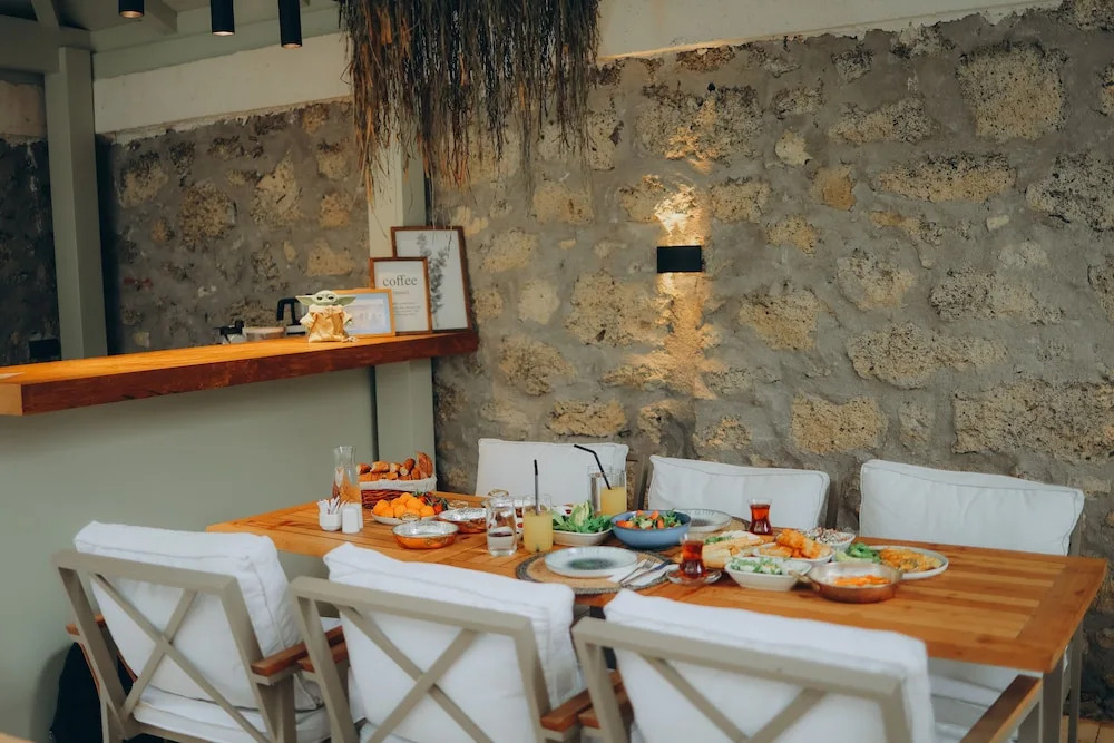 Kotraba Alacati Hotel