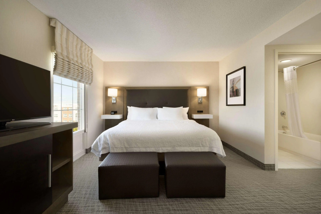 Hampton Inn & Suites Middletown