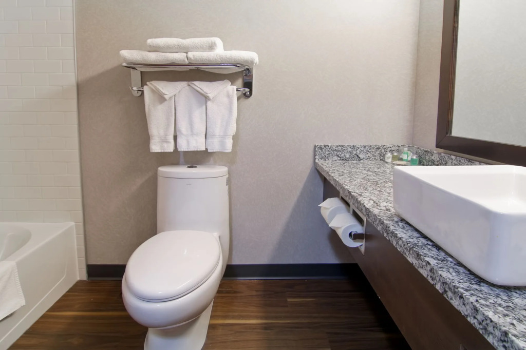 Home Inn & Suites Regina Airport