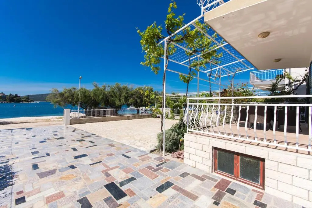 Apartment Rozana