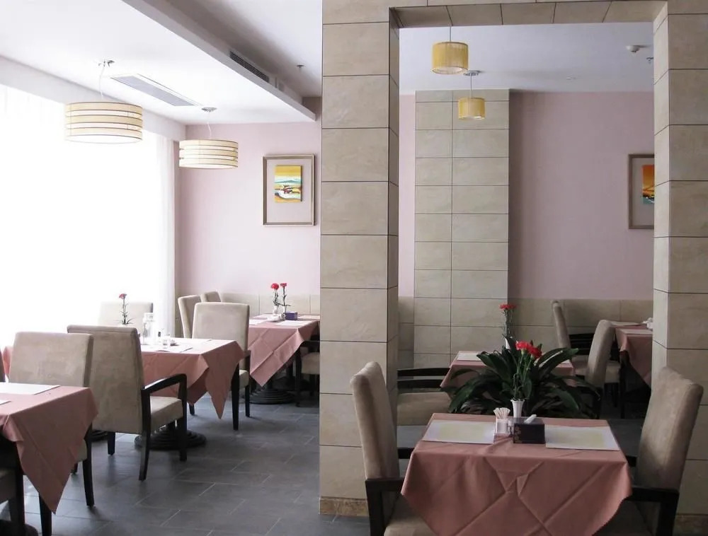 Huanying Living Hotel Shilong Branch