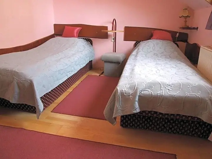 Hotel Diána