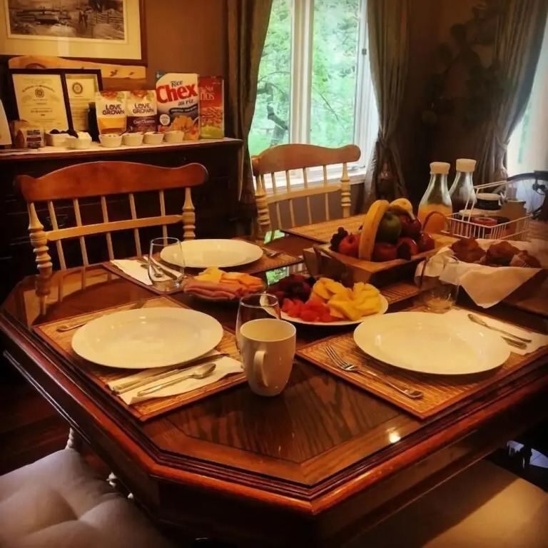 Tailwinds B&B