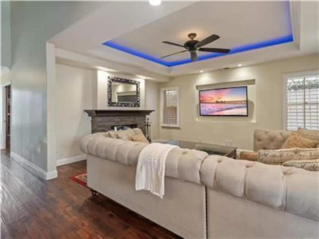 Family Home- Luxury Oasis- Minutes To Beach