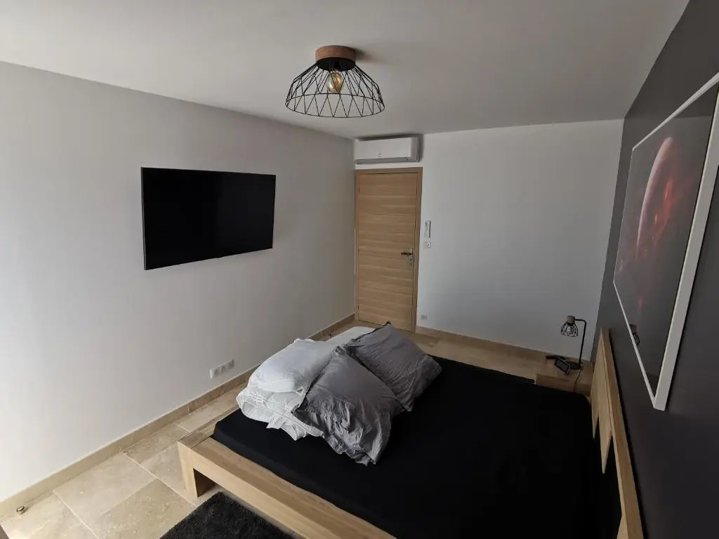 Grand T3 85 M2 Situe a 15 Min a Pied Des Plages
