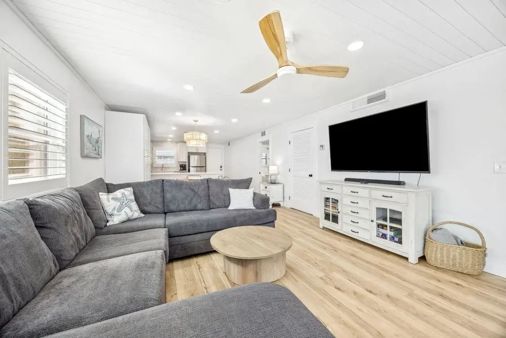 Oceanfront 2BR w/ Stunning Views Amelia by the Sea