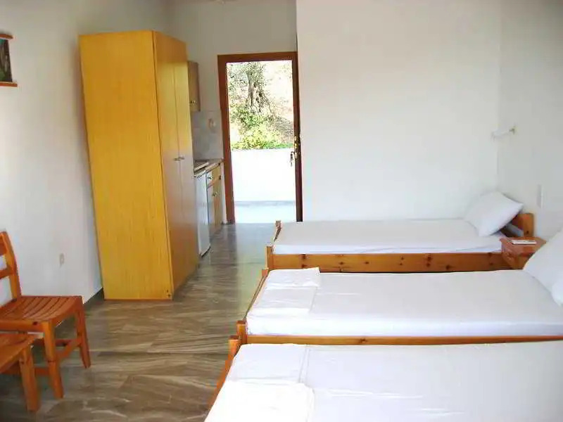 Diamantis Studios