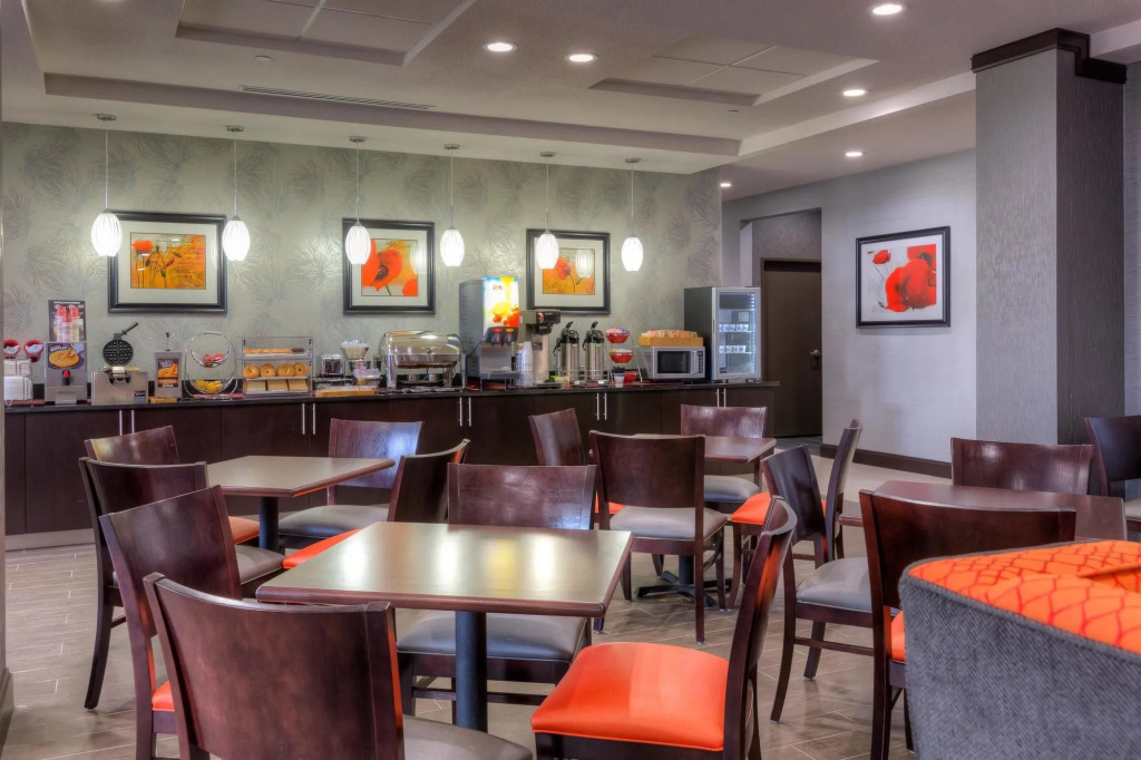 Best Western Plus Cowetas 1st Hotel