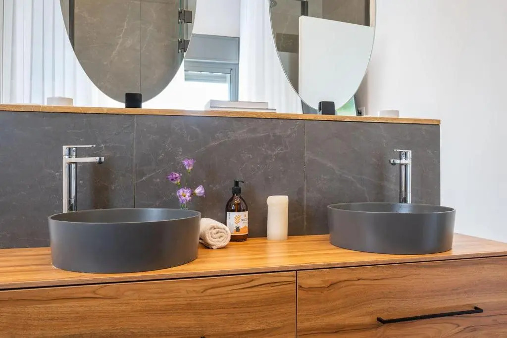 Deluxe AchzivBeach Apartment in Nahariya