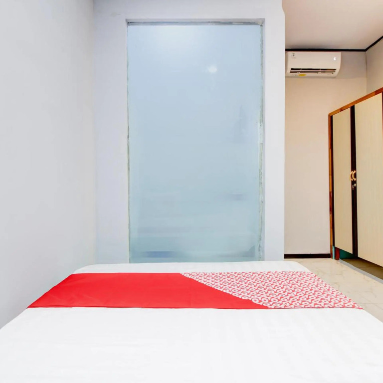 Hotel O Stasiun Tegal Near Alun-Alun  Formerly Ameera Guest House