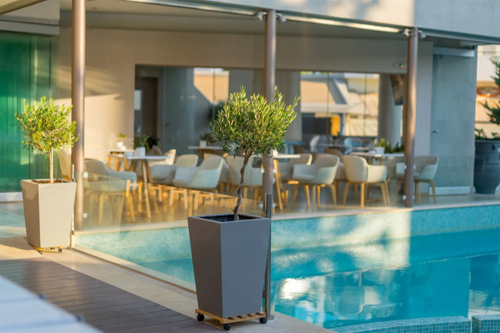 Nefeli Hotel