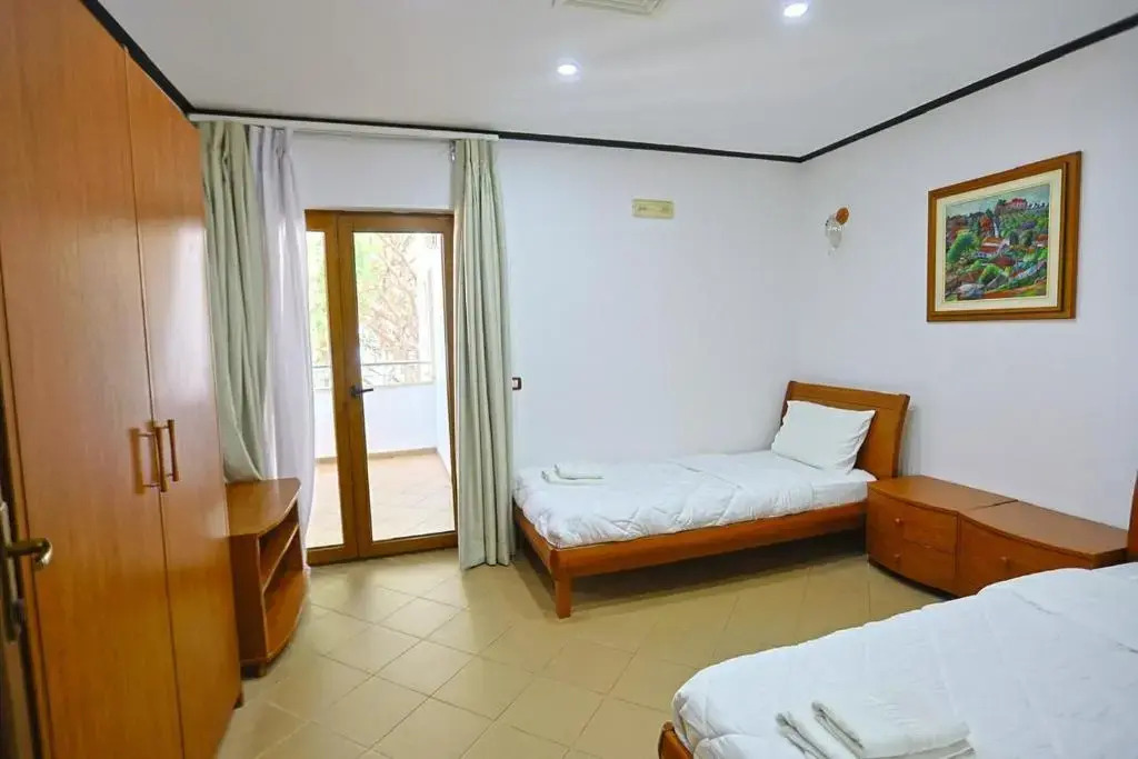 Hotel Kastrati