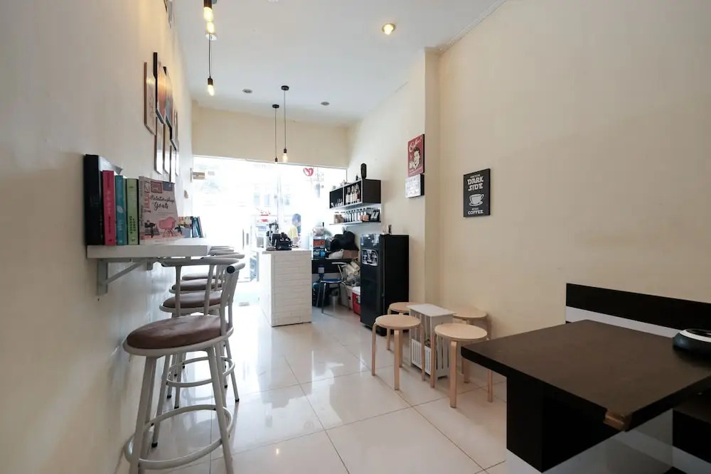 RedDoorz at Buah Batu 5