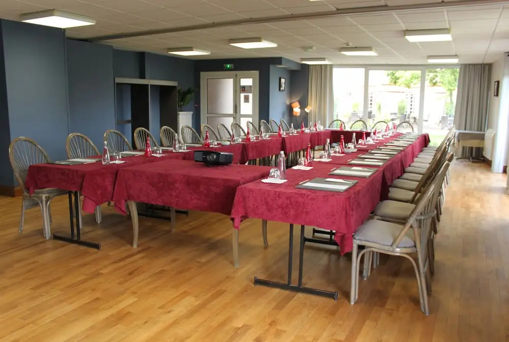 Logis Hôtel & Restaurant Lermitage