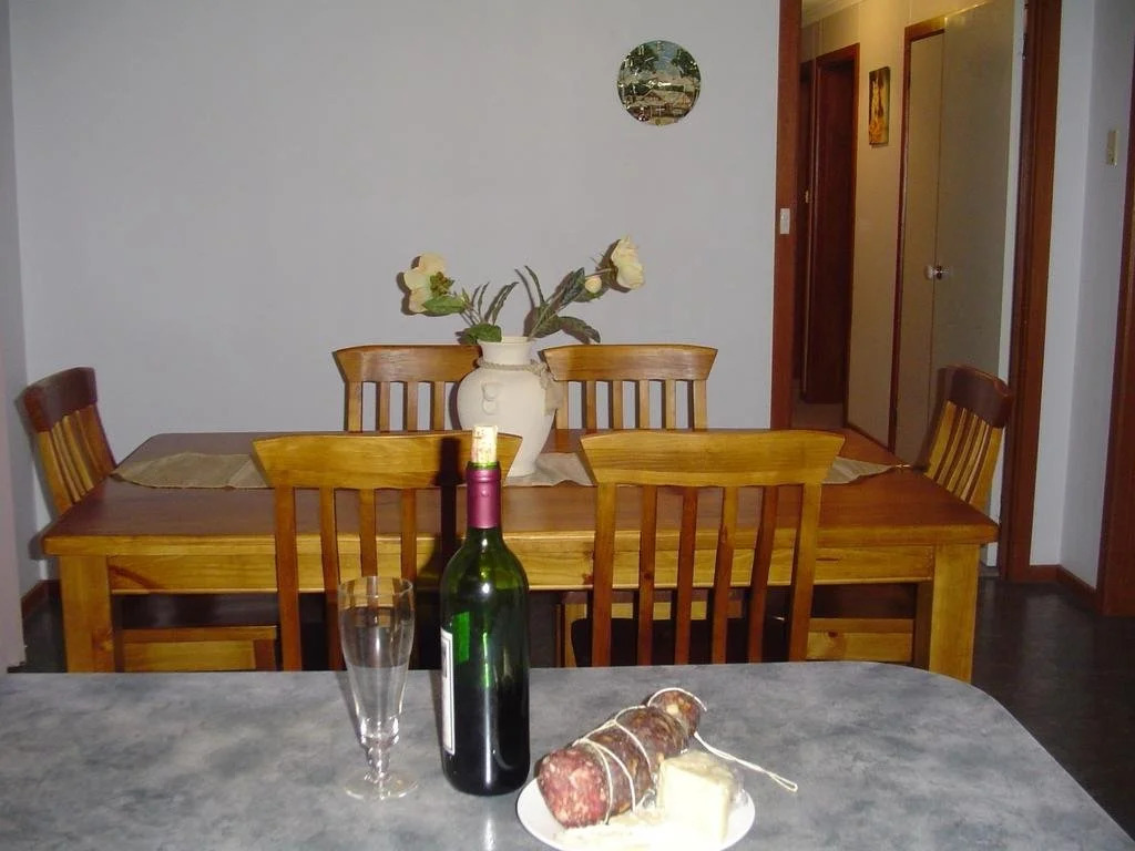 Griffith Catania Farm Cottage