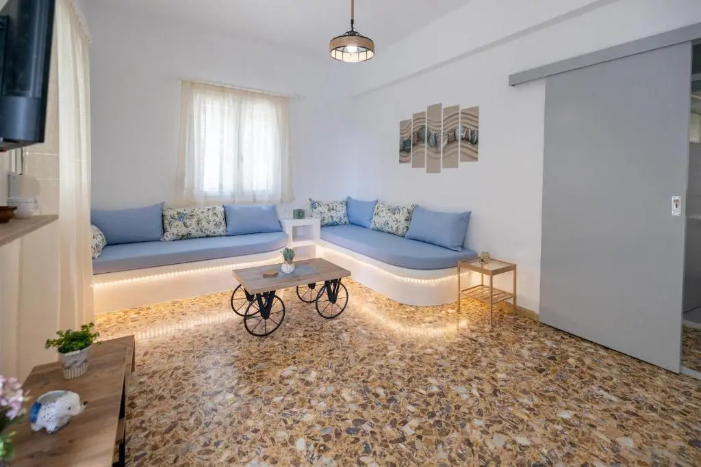 Nisos 1 cottage house
