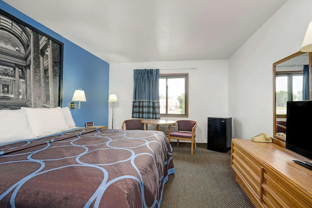 Super 8 By Wyndham Buffalo