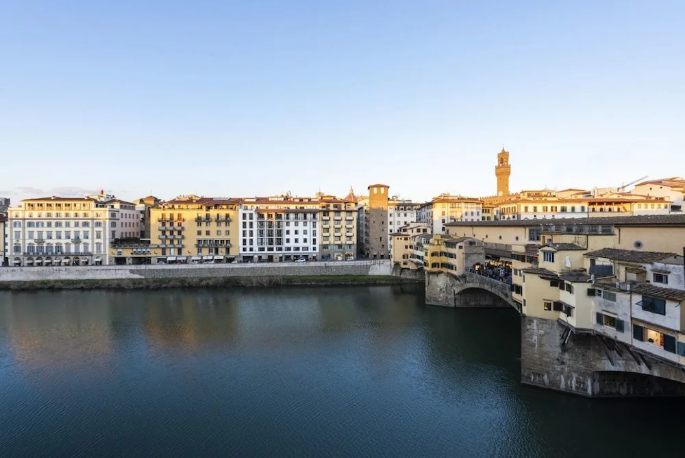 Elegant Arno View