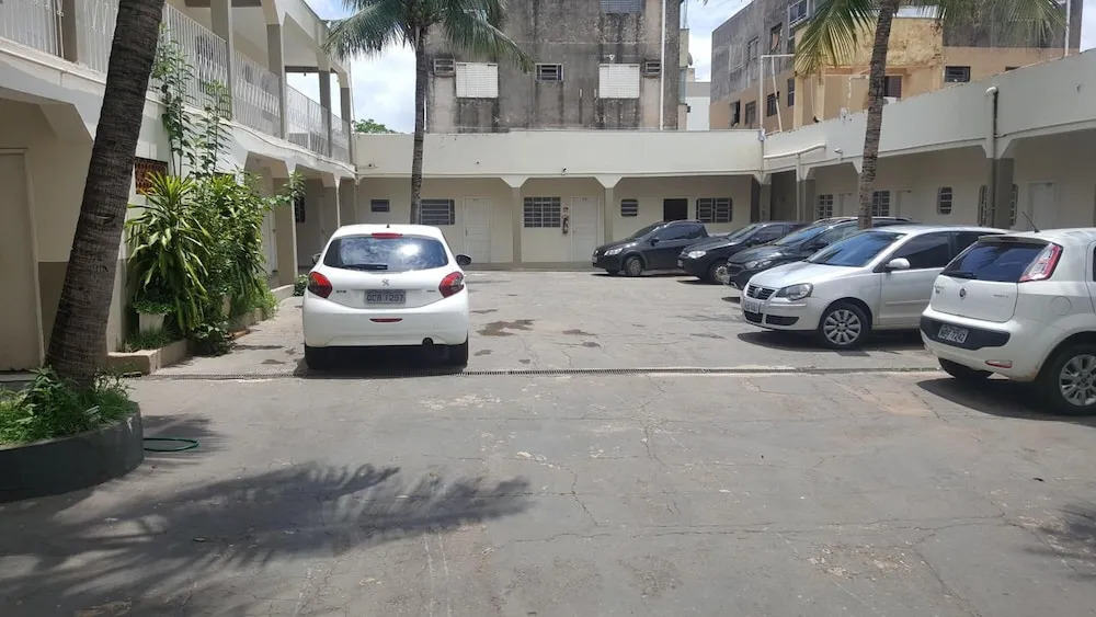 Ami Hotel