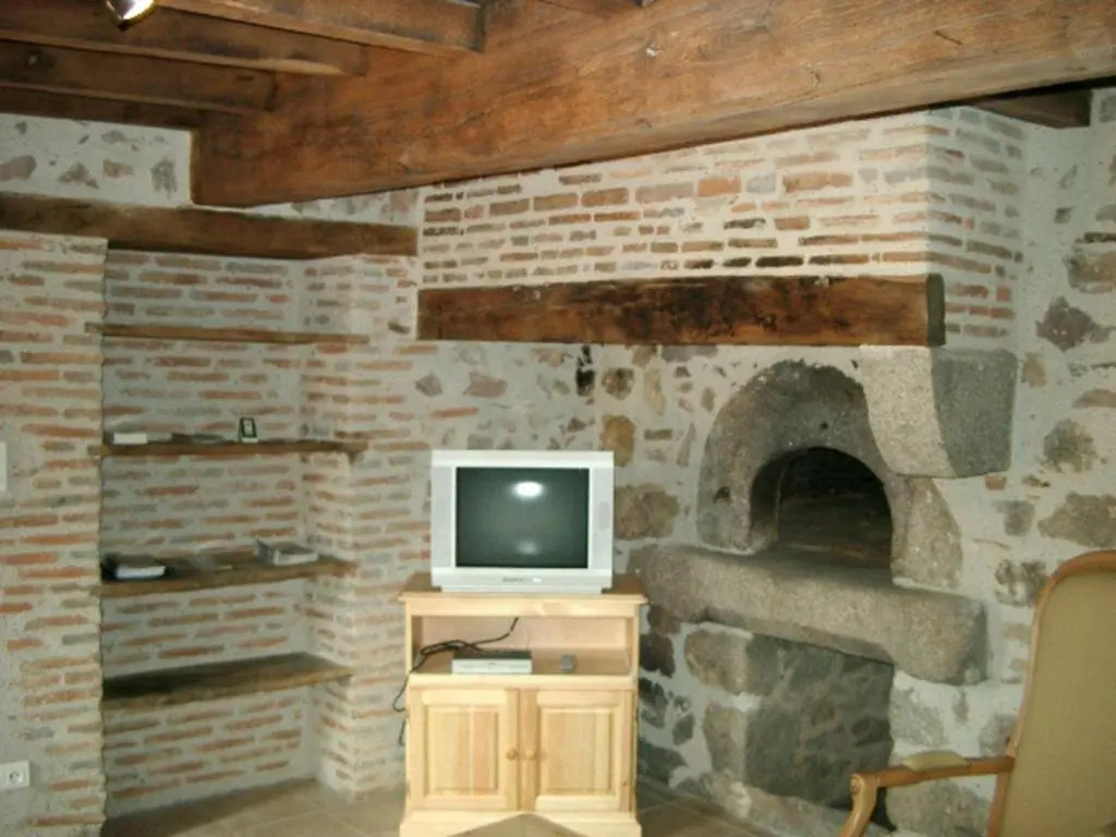 Gîte isolé et paisible aux Monts de la Madeleine avec animaux admis - FR-1-496-100