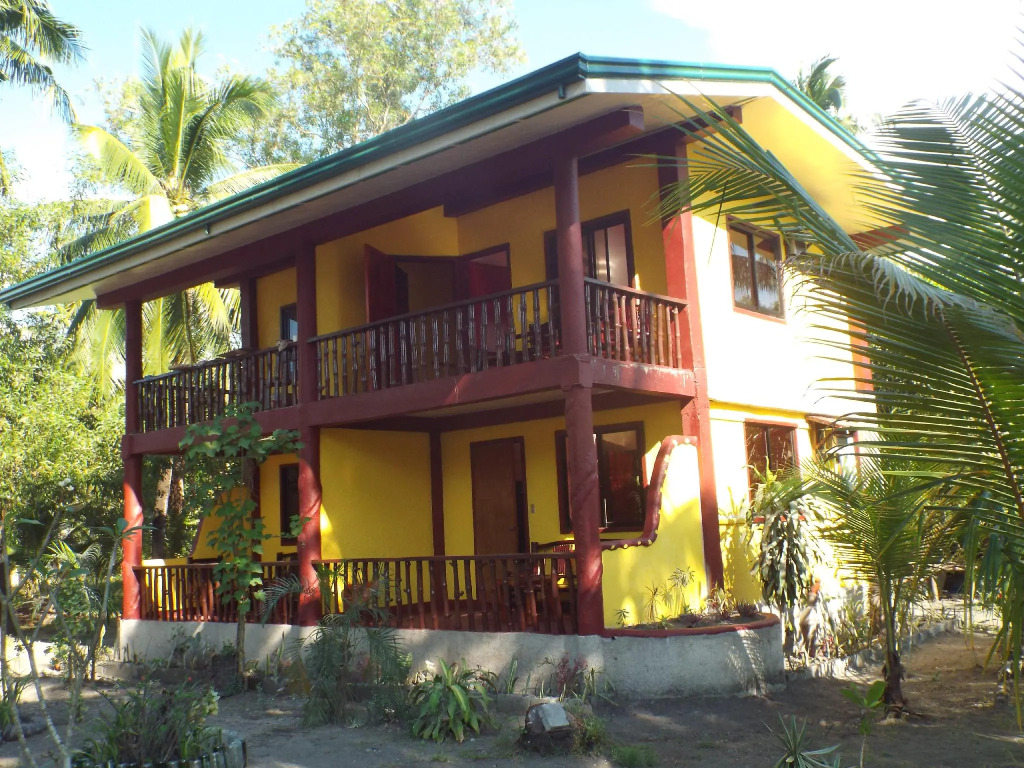 Sablayan Gustavs Place Silver Beach Dive Resort