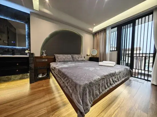 Nanjin Qiuchan·Cloud Brook Hot Spring Art Resort (Fuli Health Valley)