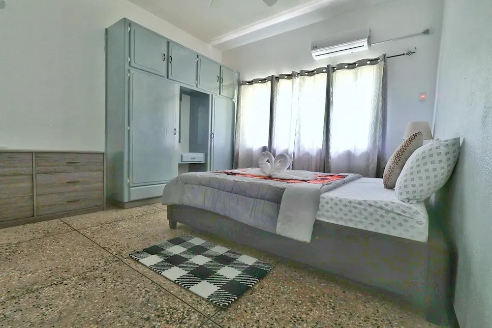 Inviting 3-bed Apt in Whim Estate- Nearscarborough