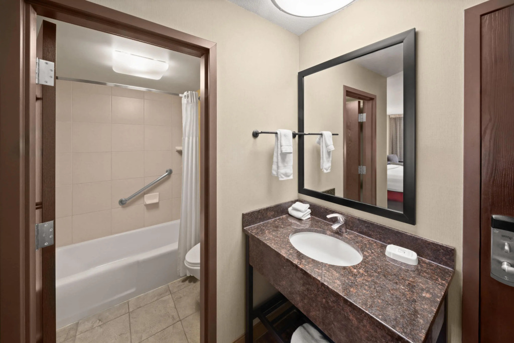 Heritage Inn & Suites San Antonio Airport, Trademark Wyndham