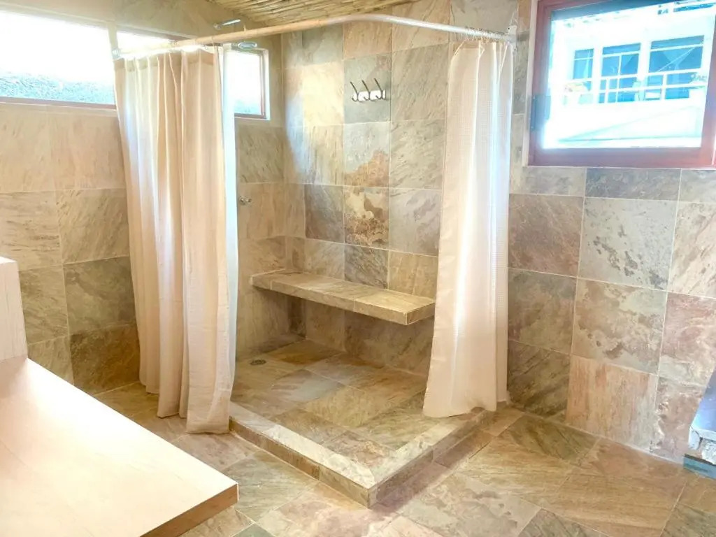 Casa de las Olas Surf & Beach Club