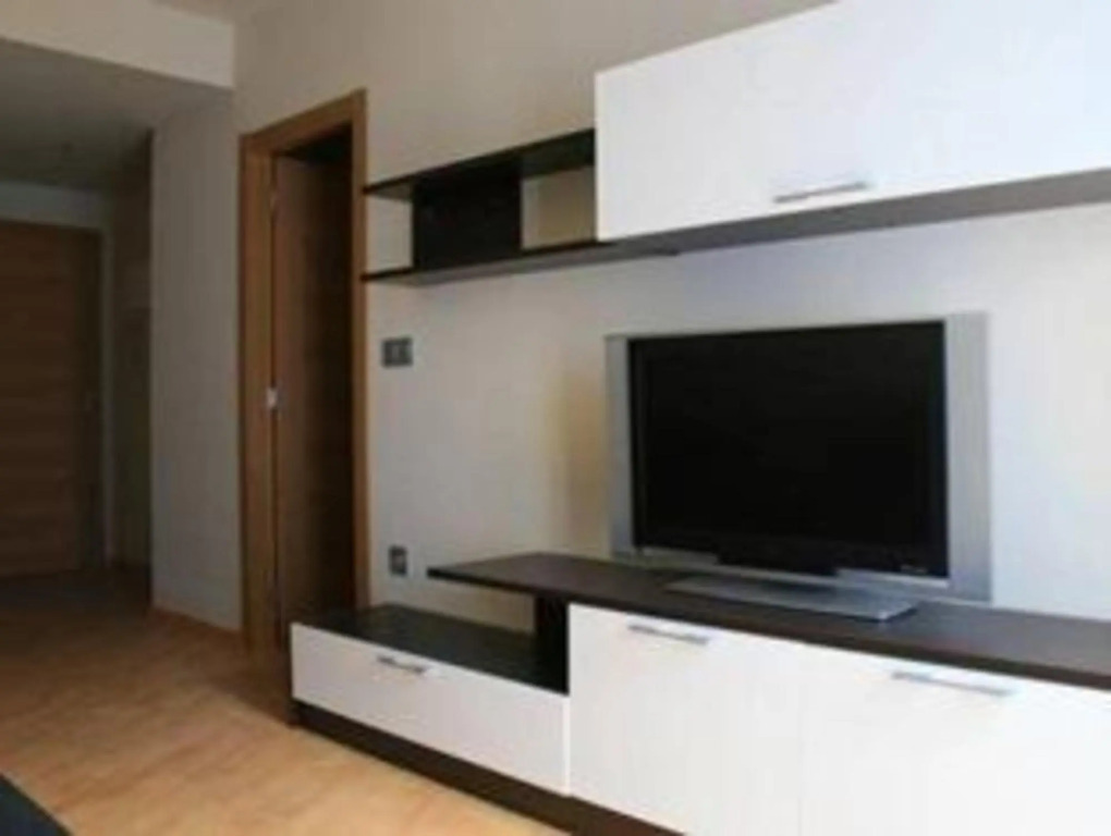 Wave Apartments