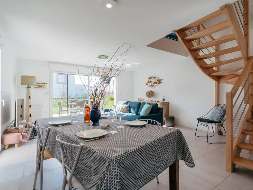 Carnac : Maison 4 pièces avec Wifi et Parking, 8 personnes - FR-1-477-197