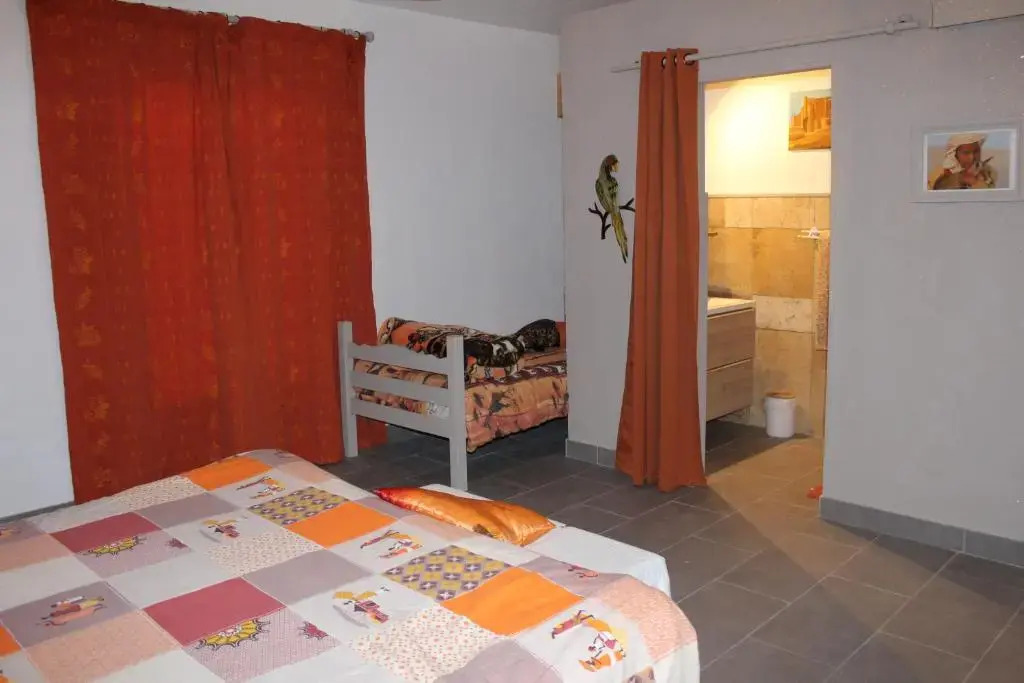 La Sarriette - Chambres dhôtes et gîte détape à Eygalières
