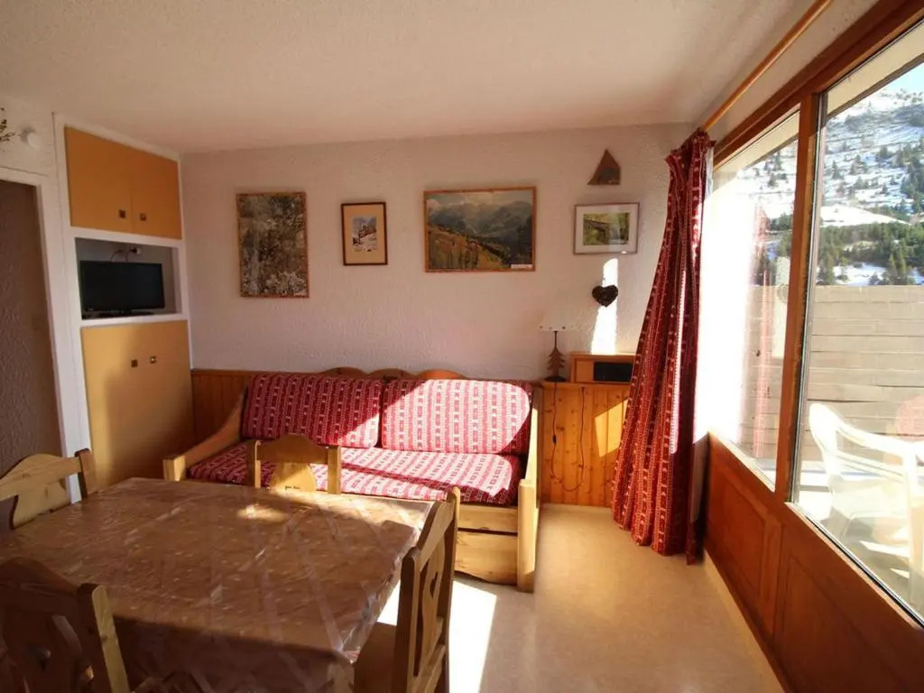 Appartement Auris, 1 pièce, 4 personnes - FR-1-297-25