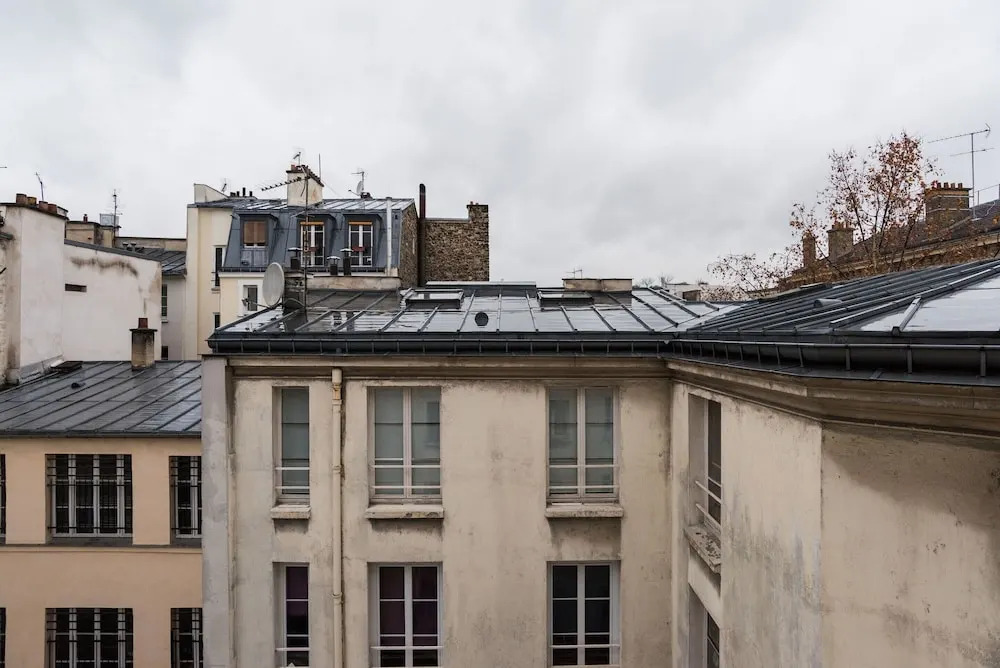 Temple - Le Marais Apartment