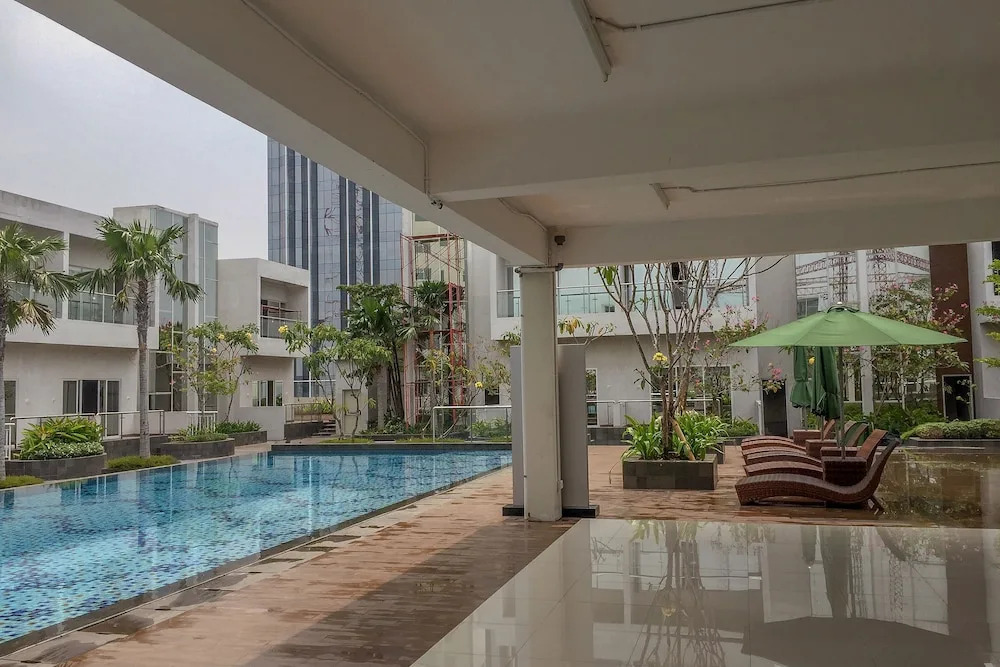 2 Bedrooms at Gallery West Apartment By Travelio