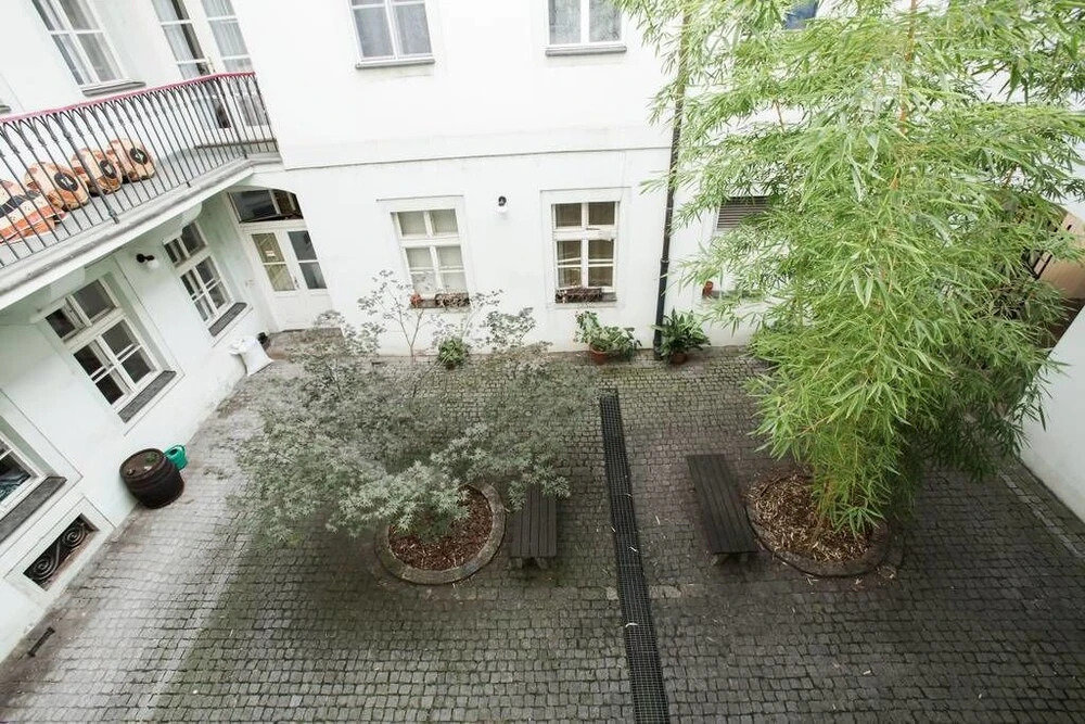 Beautiful Apartment Near Charles Bridge