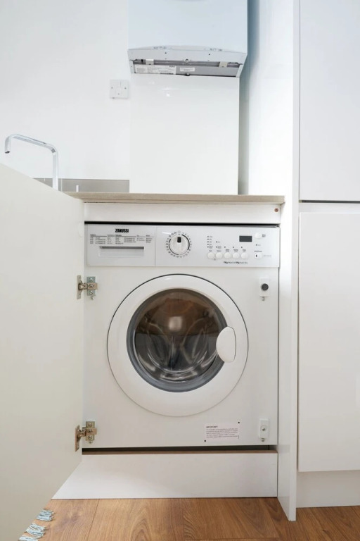 Romantic 3BR in Bayswater by Sonder