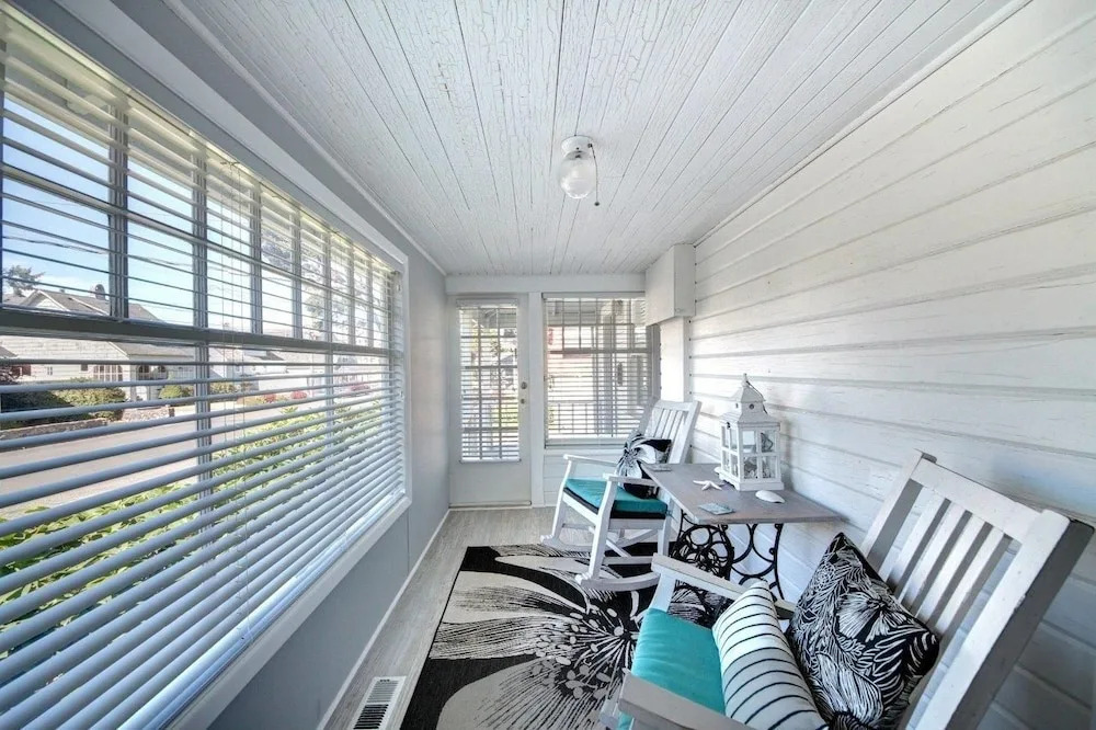 Hydrangea and Forget Me Not 3 Br home by RedAwning