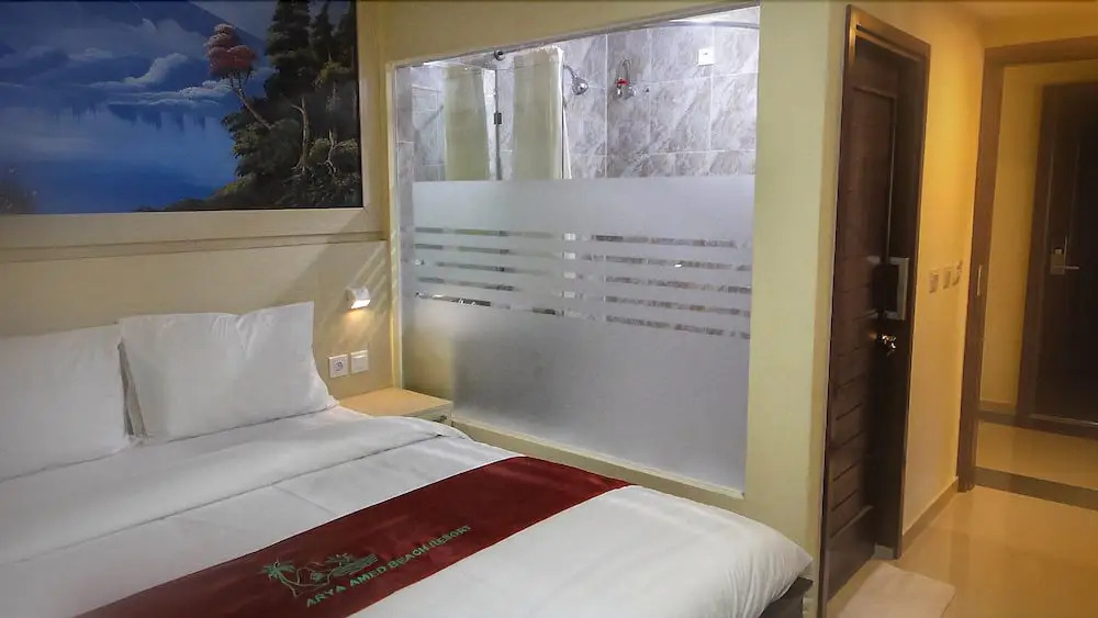 The Arya Hotel