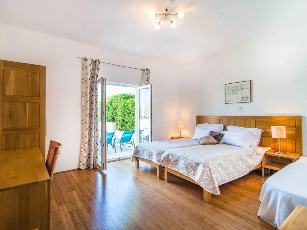 Magnificent Villa in Supetar With Swimming Pool