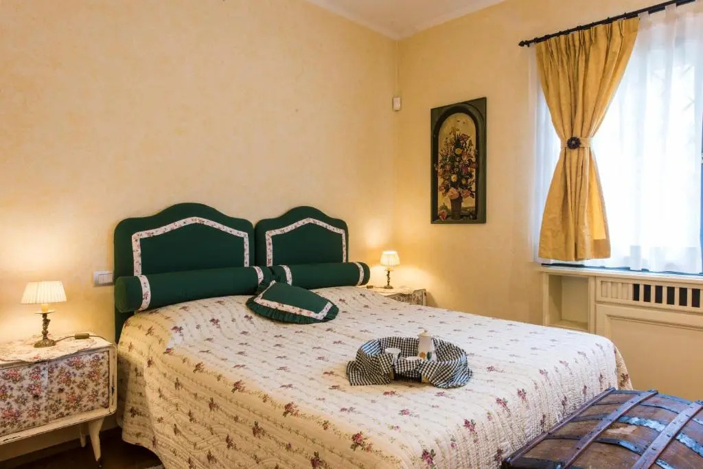 Fabulous Florentine Villa in the City..