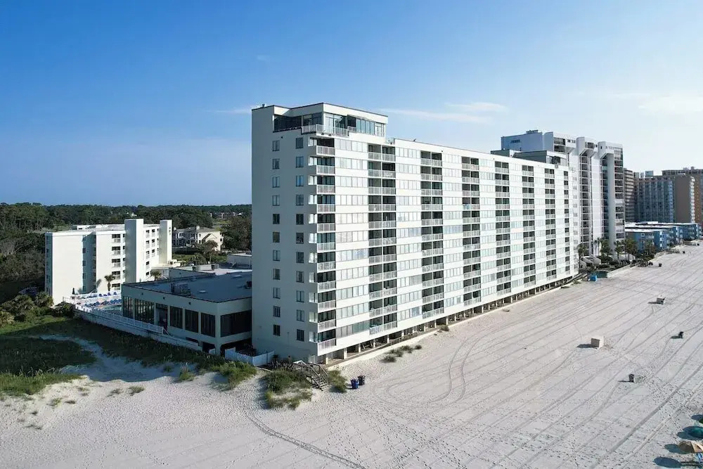 Sands Beach Club 1027