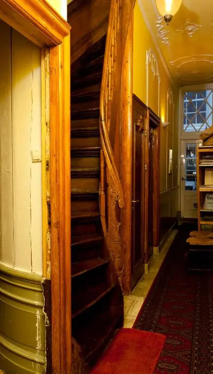 Classy Room 17th C Canalhouse
