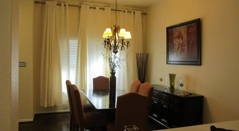 Relaxing 4 Bedroom Home