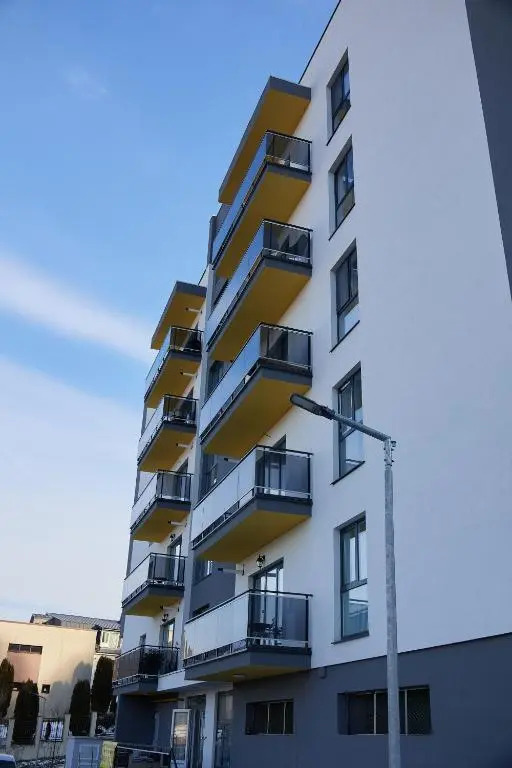 Cozy apartment w balcony&parking
