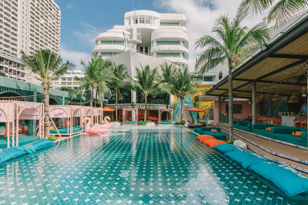 The Cruise Hotel