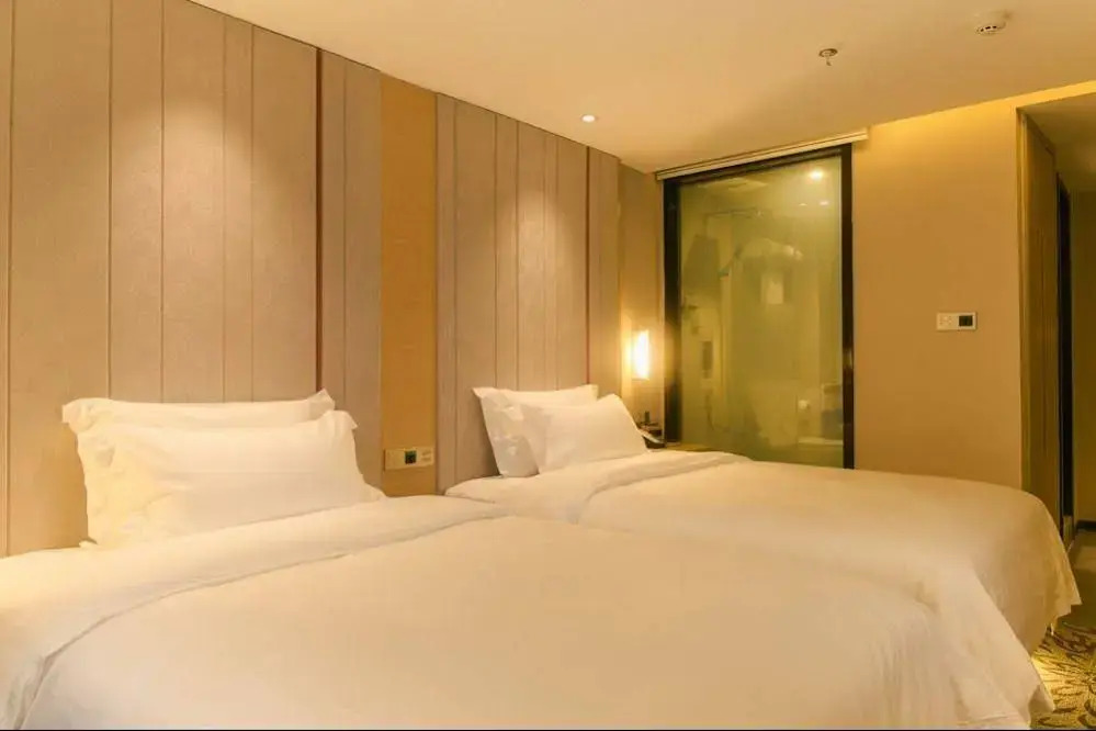 Colorful Days Hotel