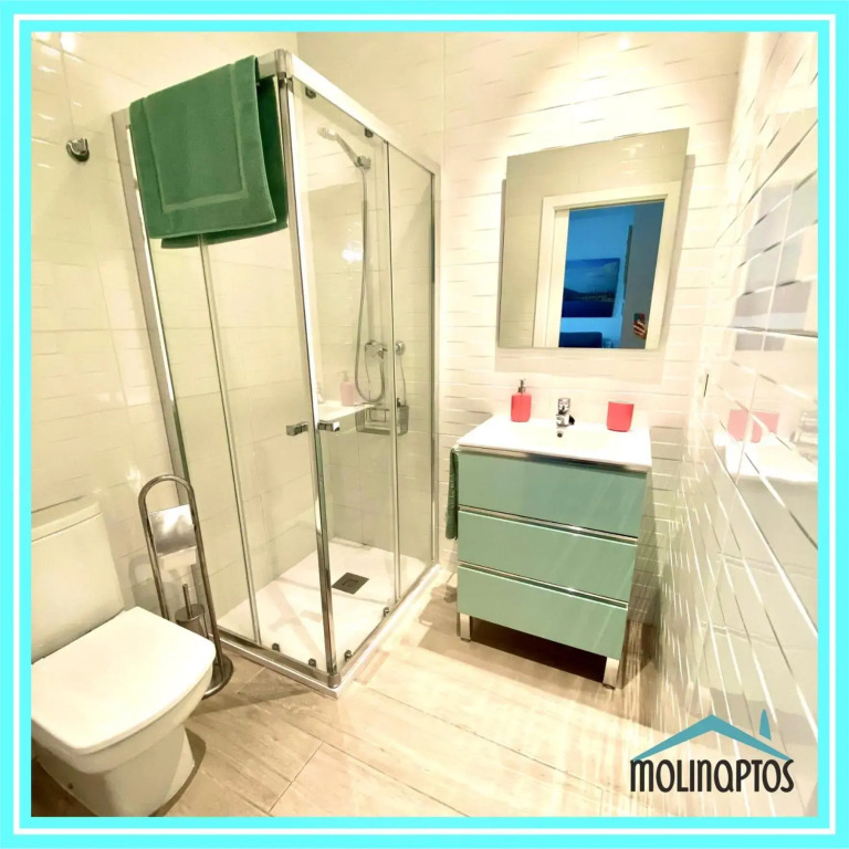 Tu Loft Ideal frente al Puerto by Molinaptos