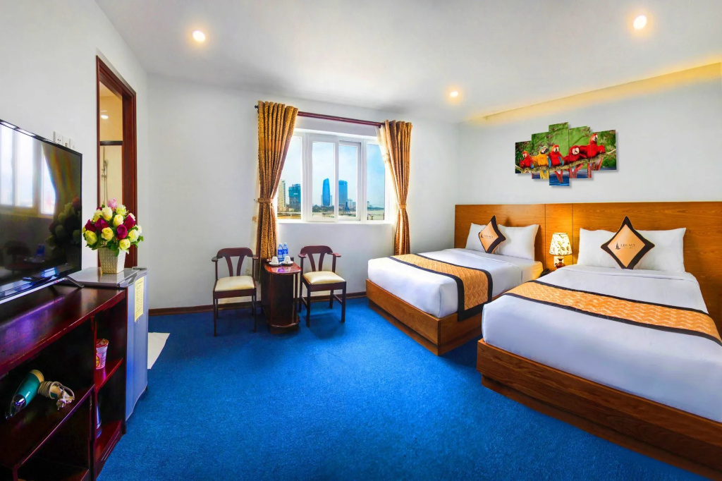 Legacy Riverside Danang Hotel