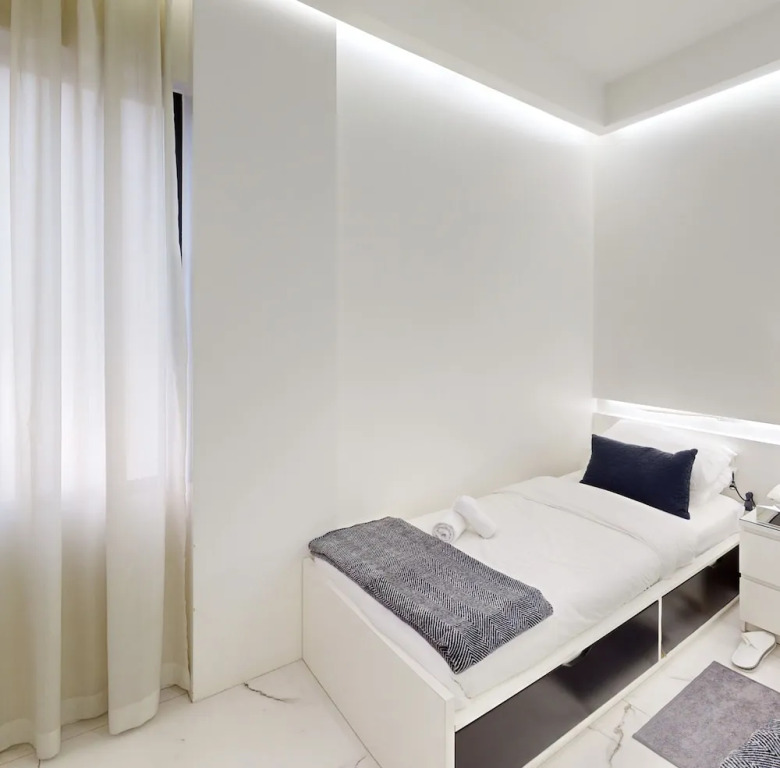 RB 466 Hotel